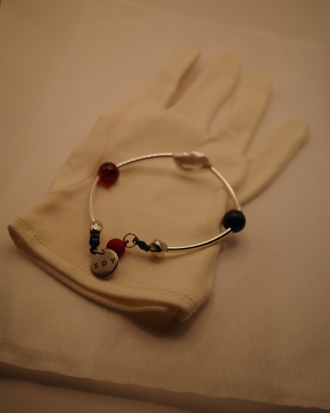 HUM Bracelet